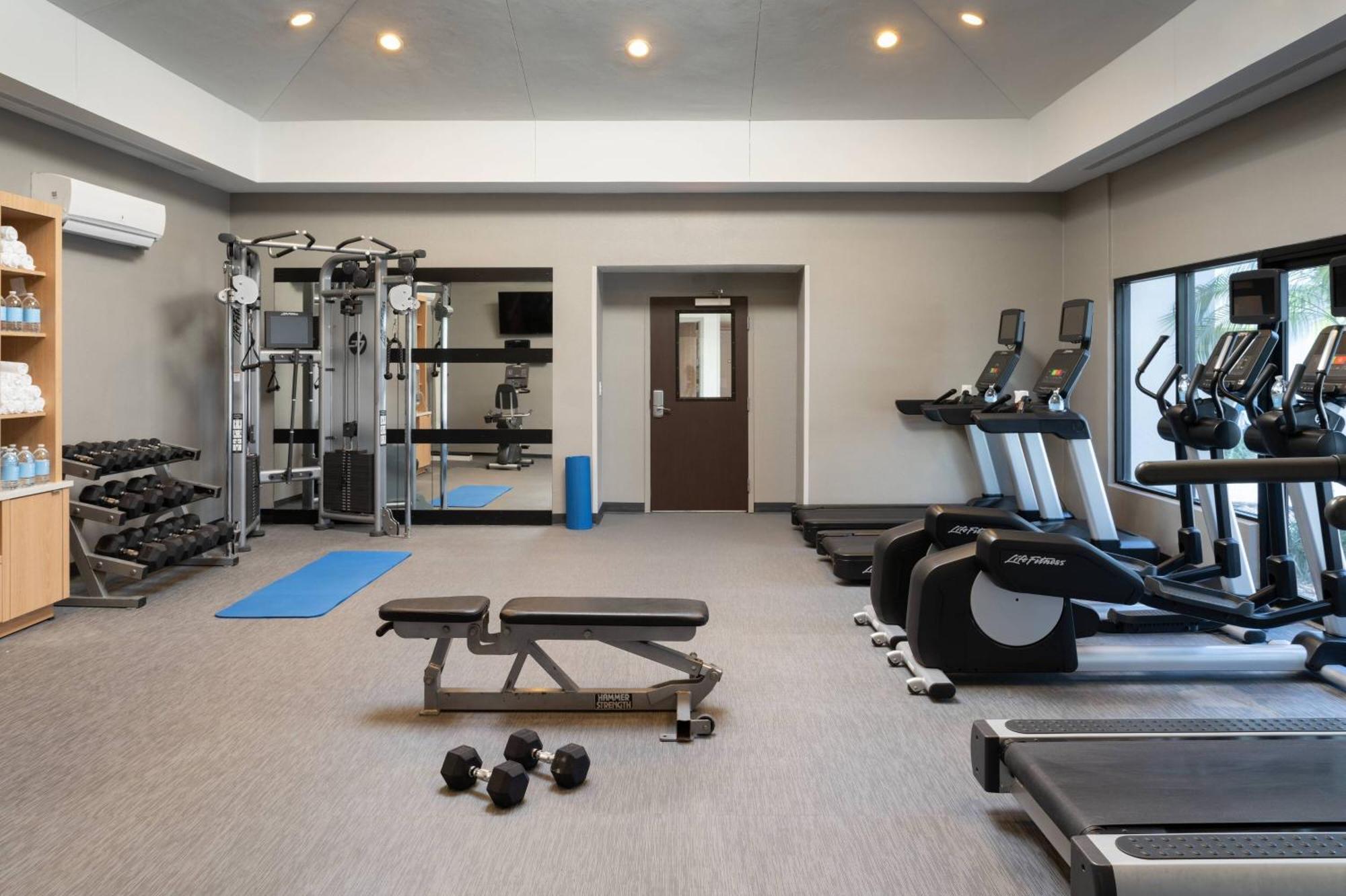Courtyard By Marriott West Palm Beach Bagian luar foto