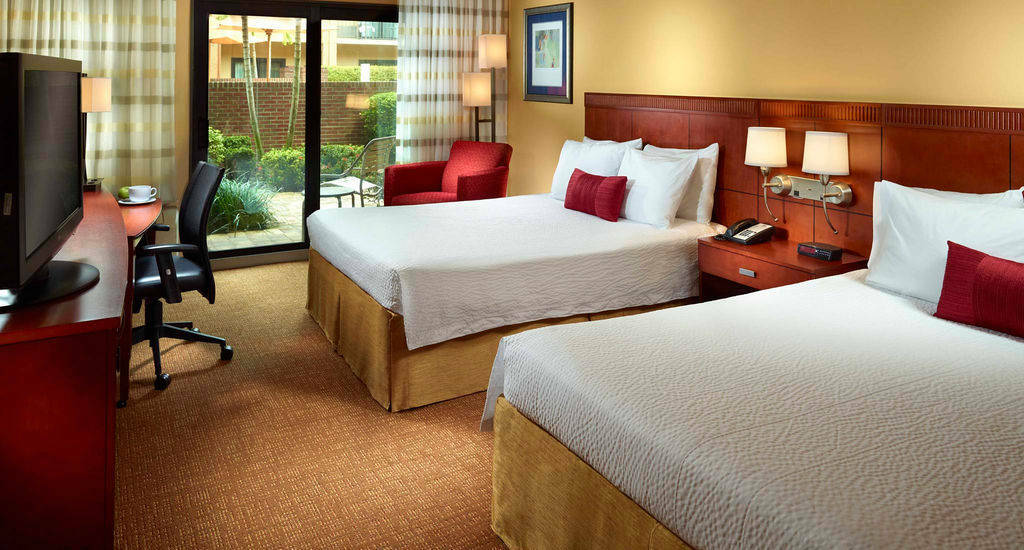 Courtyard By Marriott West Palm Beach Bagian luar foto